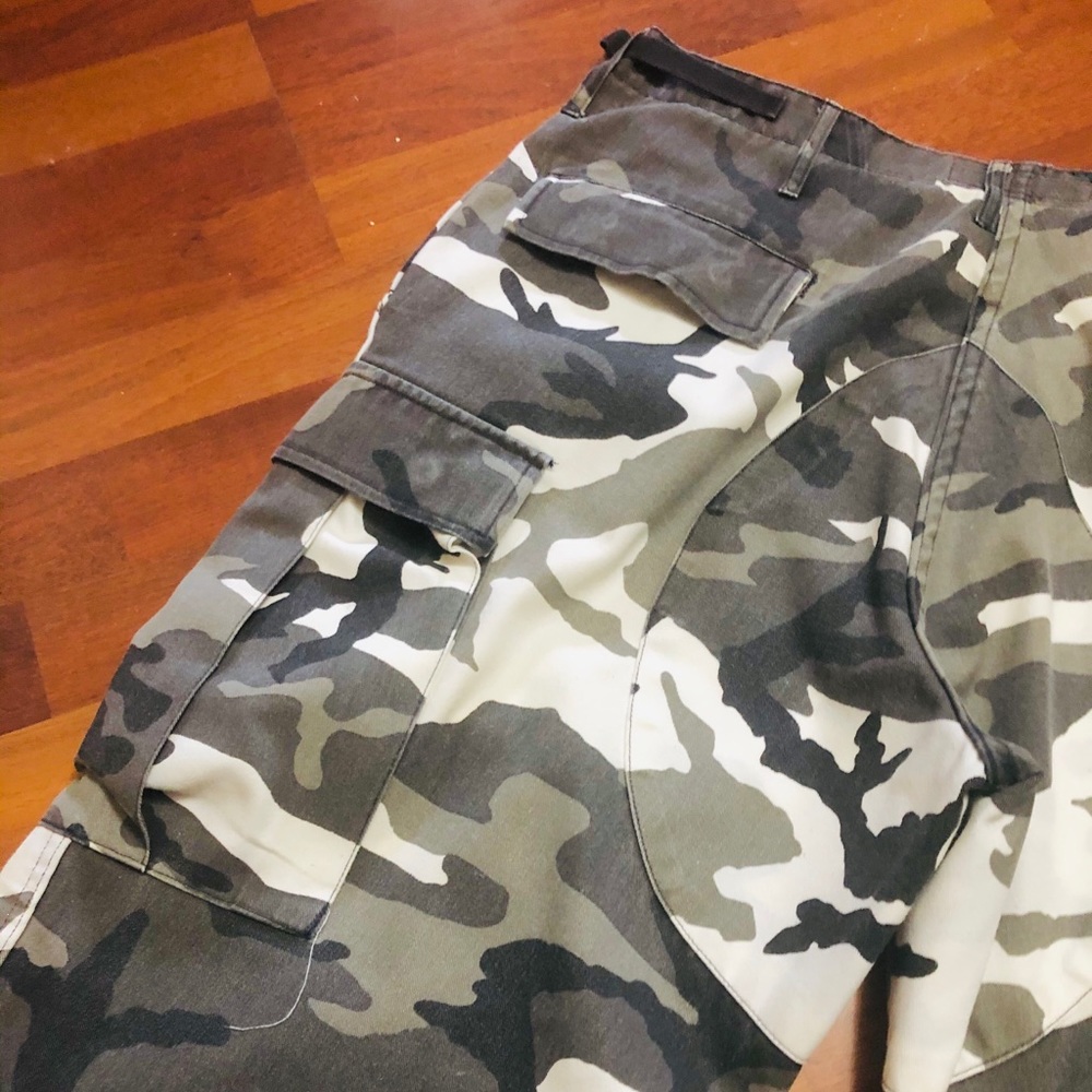 Men’s black/grey/white camouflage adjustable pants - Picture 7 of 8